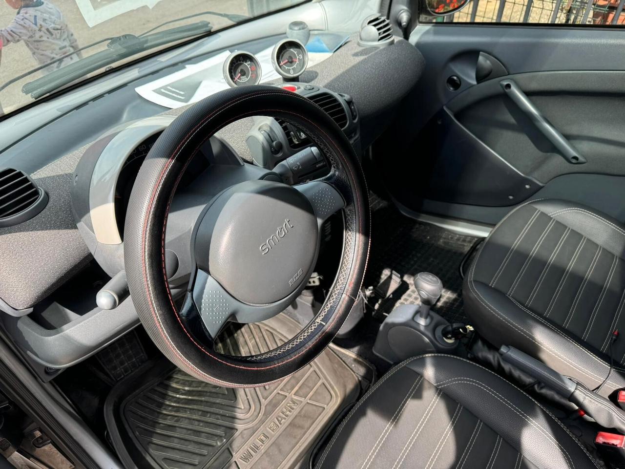 Smart ForTwo 700 coupé Brabus (55 kW)