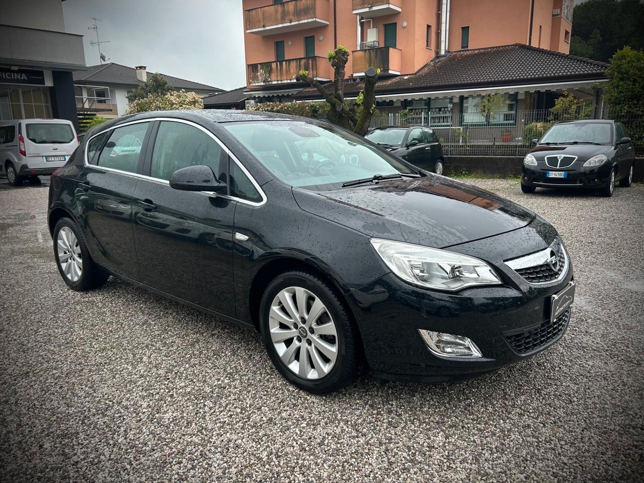 Opel Astra 1.7 CDTI 125CV 5 porte Cosmo