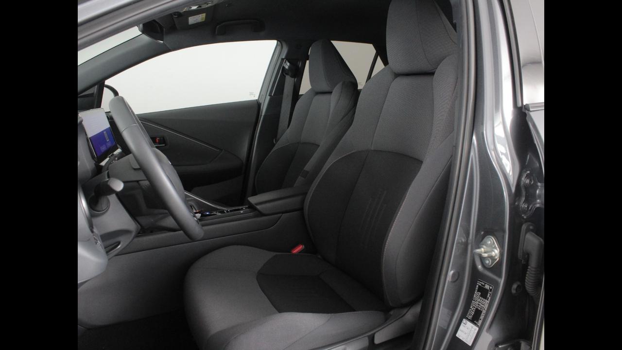 TOYOTA C-HR II 2023 - C-HR 2.0 hev Trend fwd e-cvt