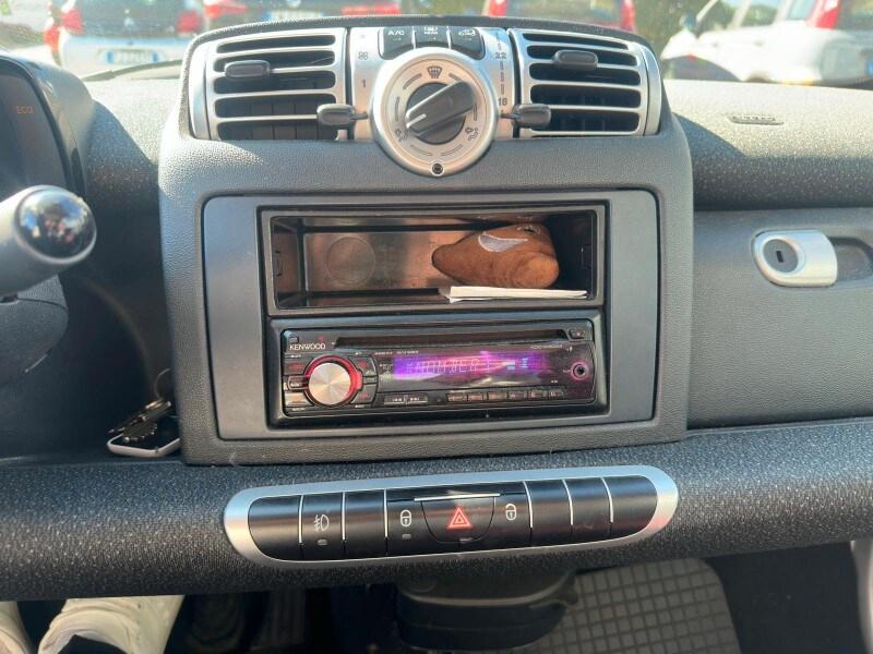 SMART fortwo 2ª serie fortwo 1000 52 kW MHD co...