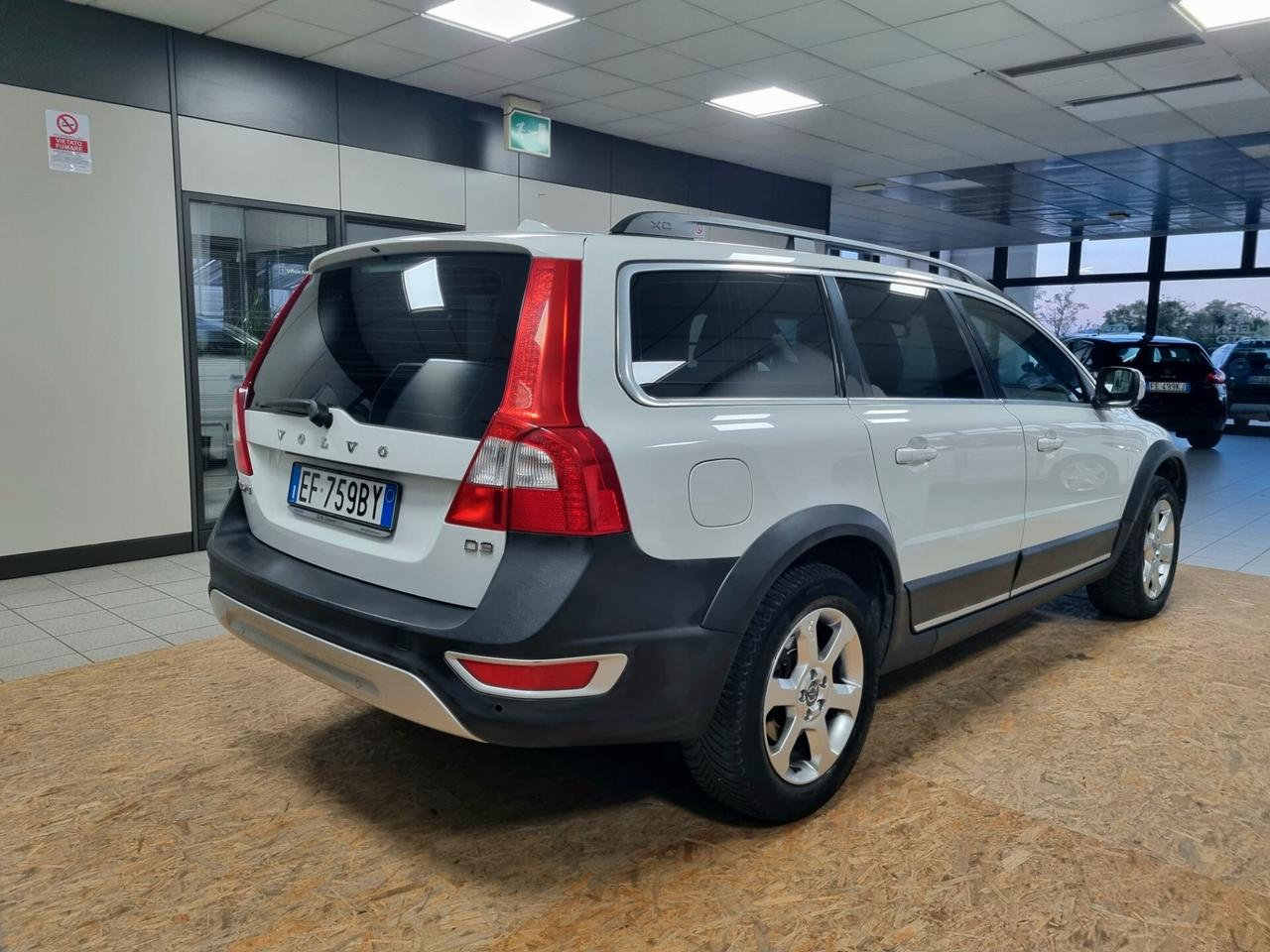 VOLVO XC70 2.0 D3 163CV GEATRONIC MOMENTUM