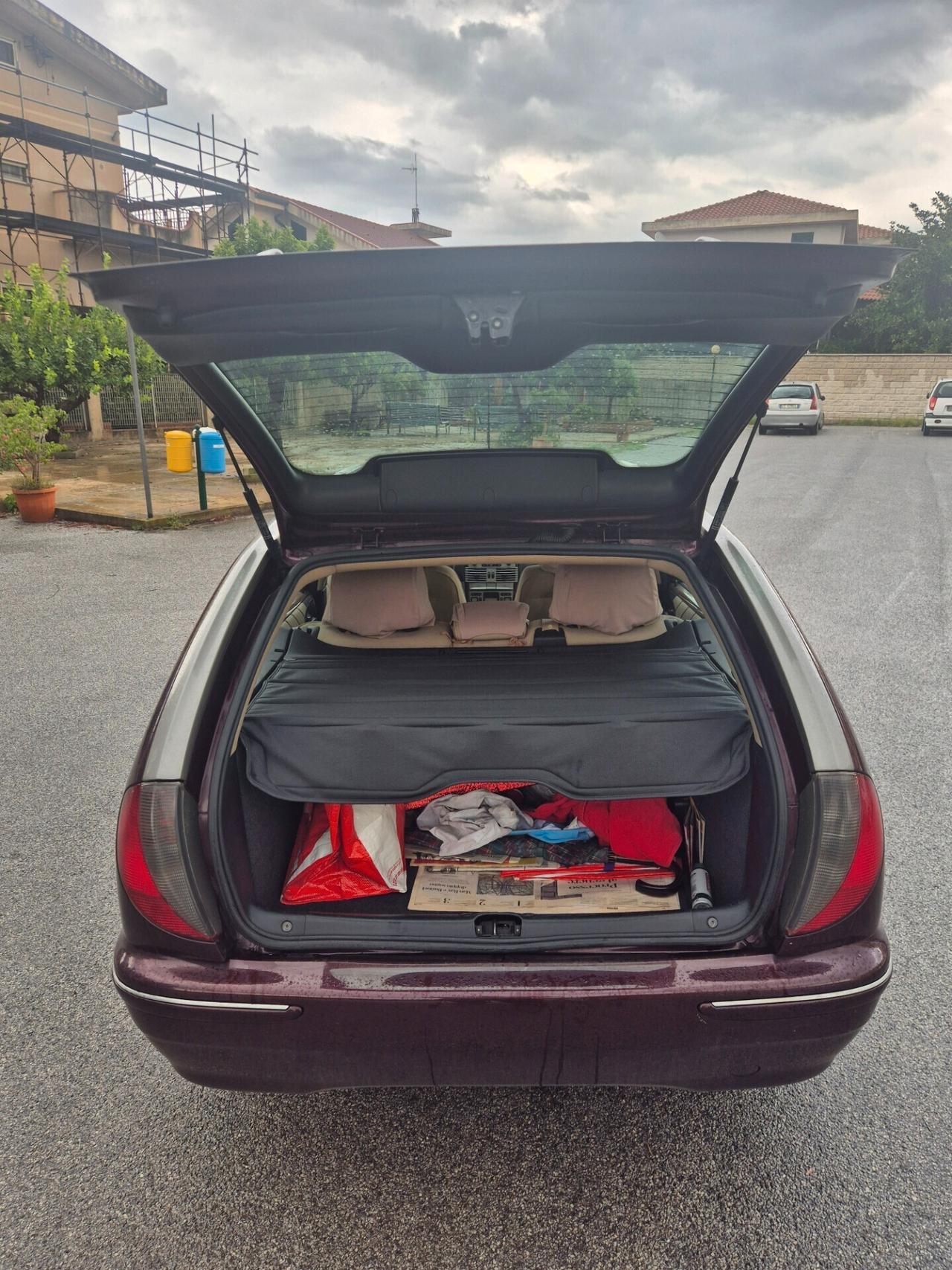 Lancia Lybra 1.9 JTD cat Station Wagon LX