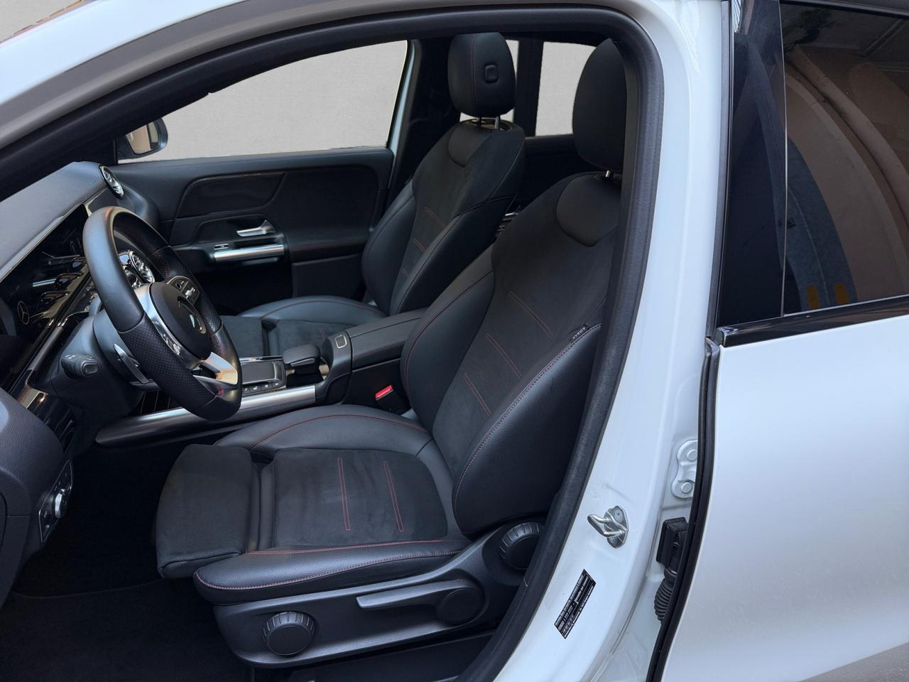 Mercedes GLA 200 d Premium 4matic autom. "TETTO PANORAMICO"