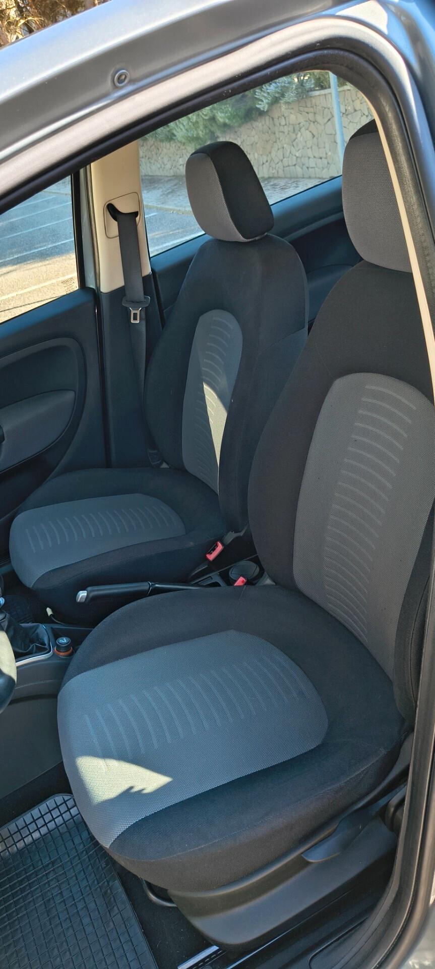Fiat Grande Punto 1.4 Starjet 16V 5 porte Dynamic
