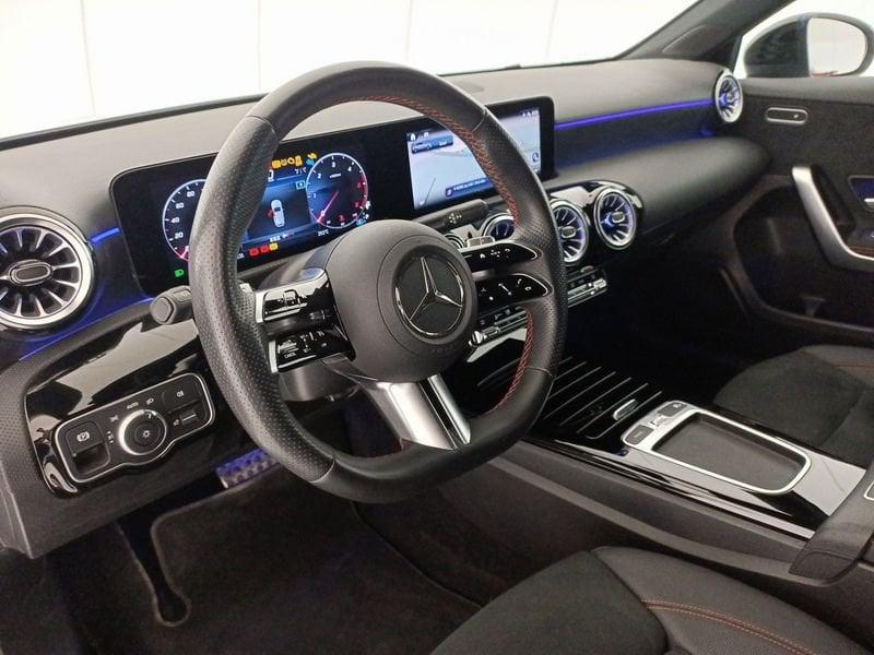 Mercedes-Benz Classe A - W177 2023 A 180 d AMG Line Advanced Plus auto