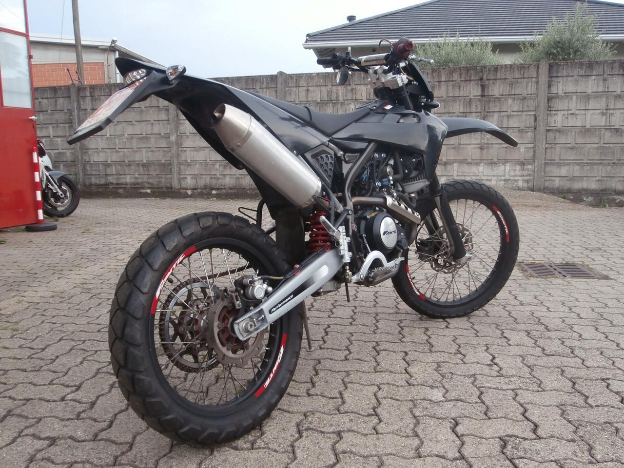 Fantic Motor XEF 125 Performance del 2022 compreso trapasso-tagliando-garanzia