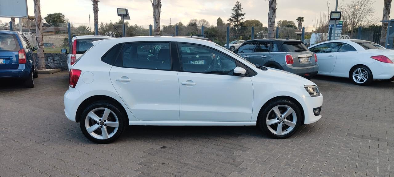Volkswagen Polo 1.6 TDI cambio DSG automatico Highline