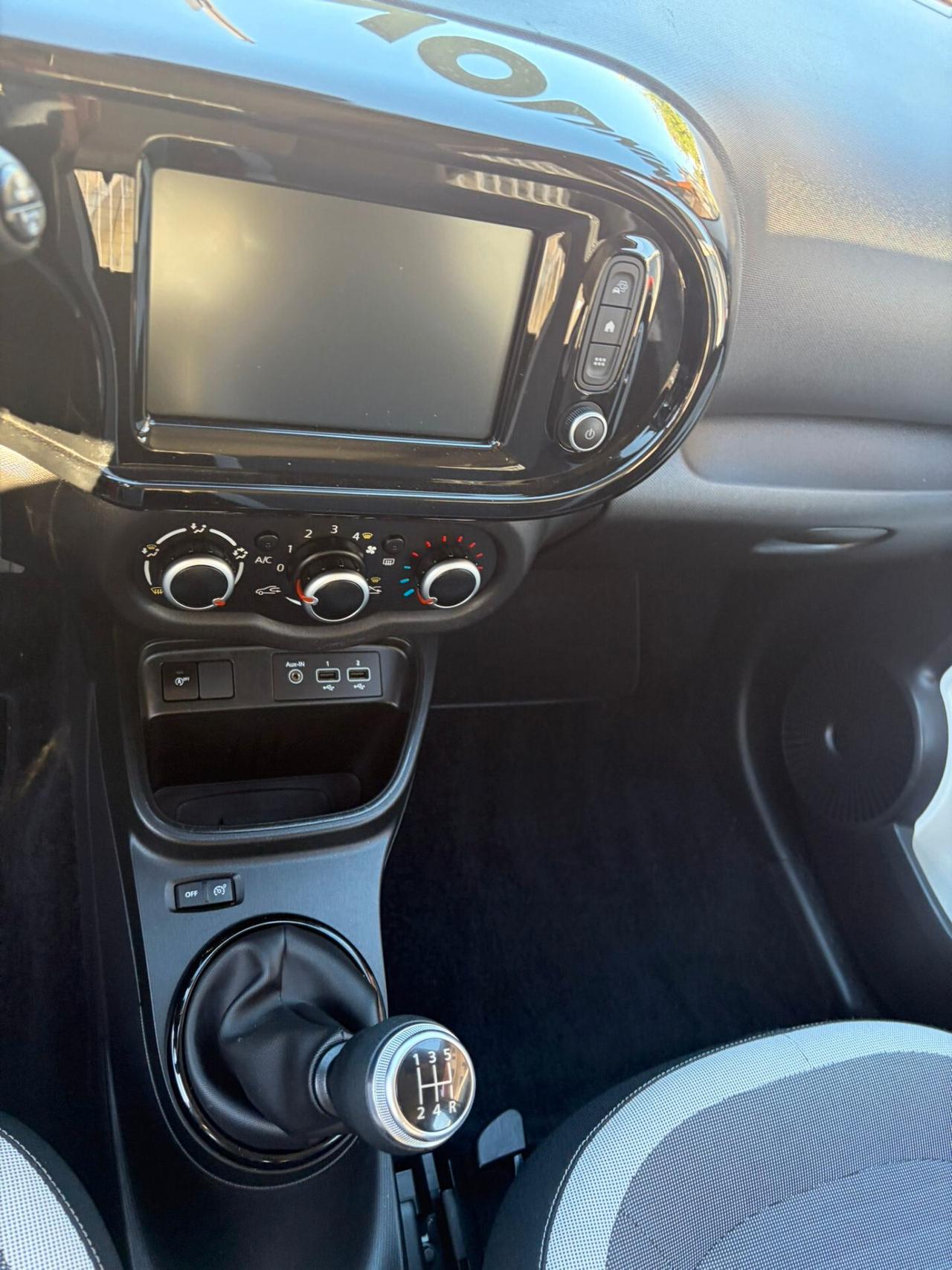 Renault Twingo SCe 65 CV Life