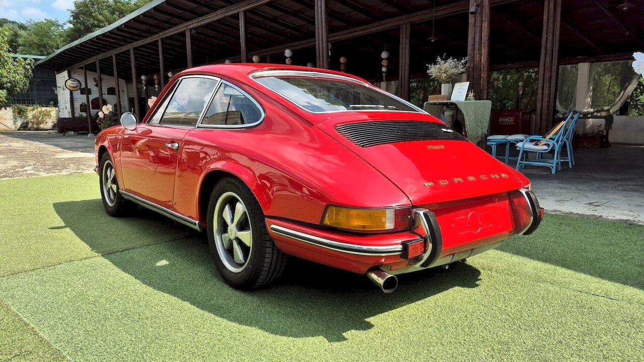 Porsche 911 2.4 T Coupè “Ölklappe” – 1972