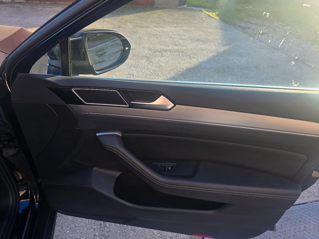 Volkswagen Passat Variant 2.0 TDI SCR 190 CV 4MOTION DSG Executive BMT