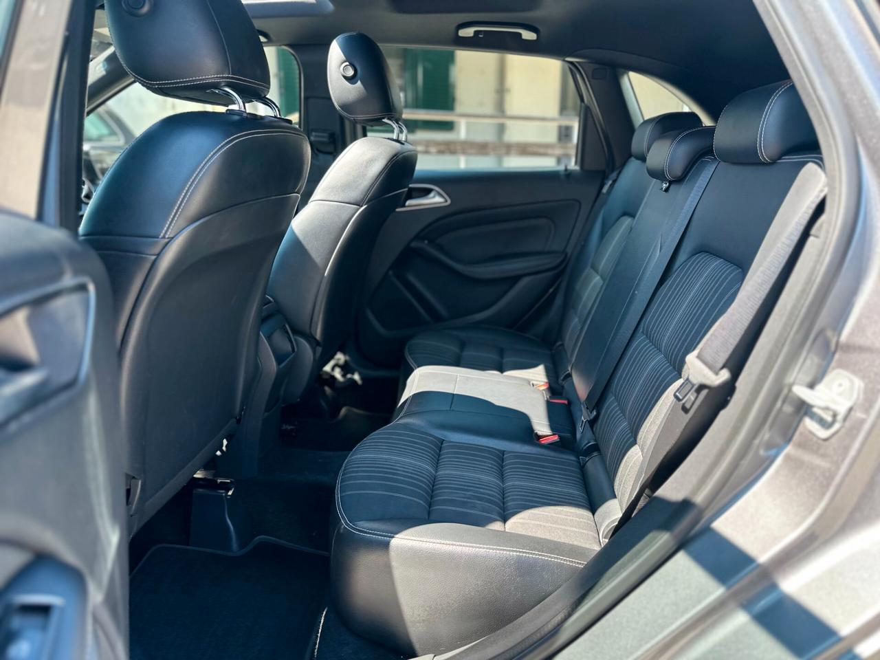 Mercedes-benz CLASSE B 200 CDI Premium