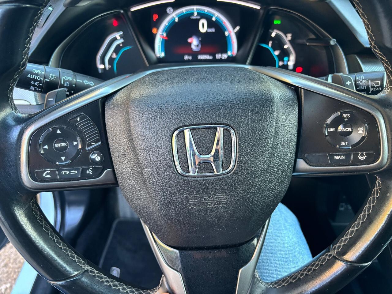 Honda Civic 1.6 5 porte Executive Premium