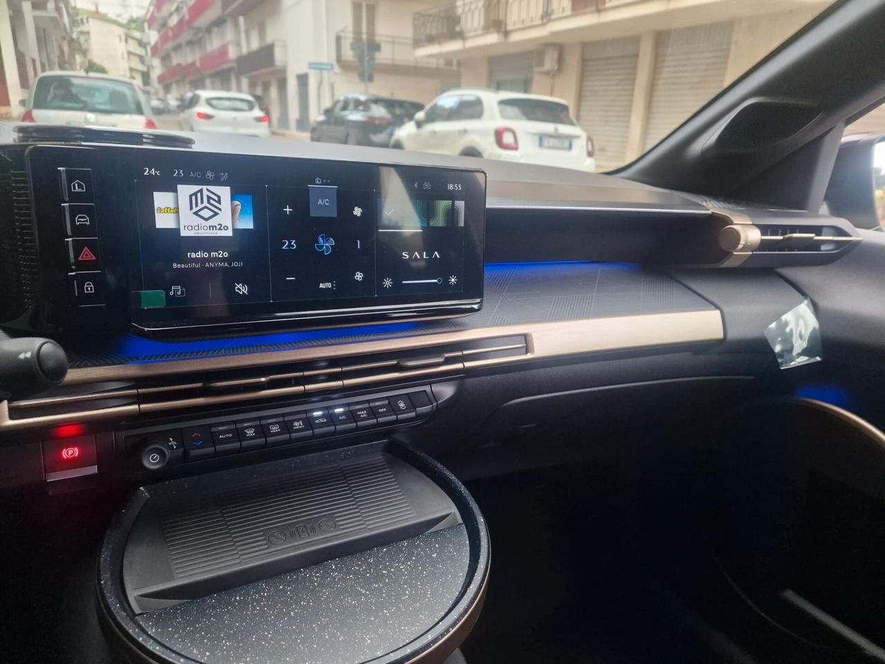 Lancia Ypsilon Hybrid e-DCT