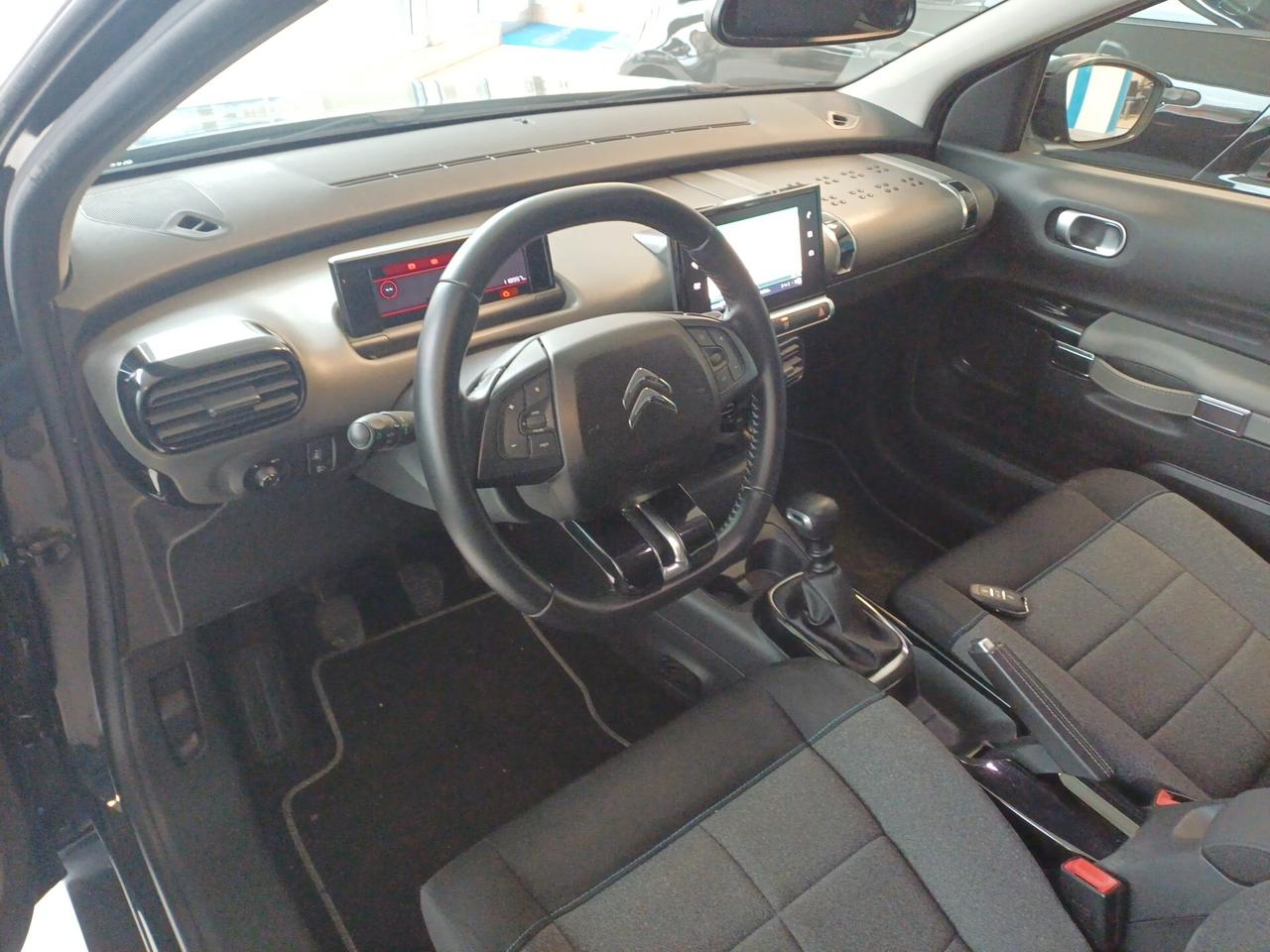 Citroen C4 Cactus BlueHDi 100 S&S Shine Pack