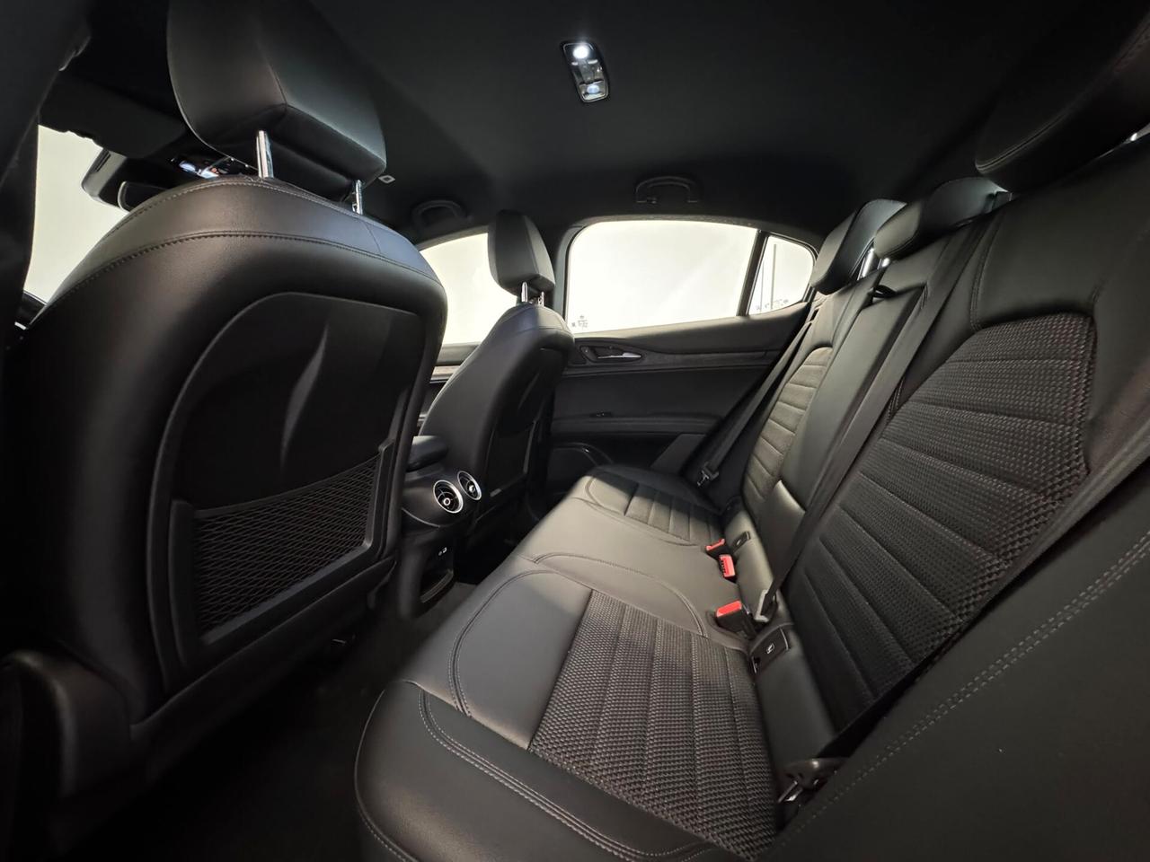 Alfa Romeo Stelvio 2.2 Turbodiesel 190 CV AT8 Q4 Sprint