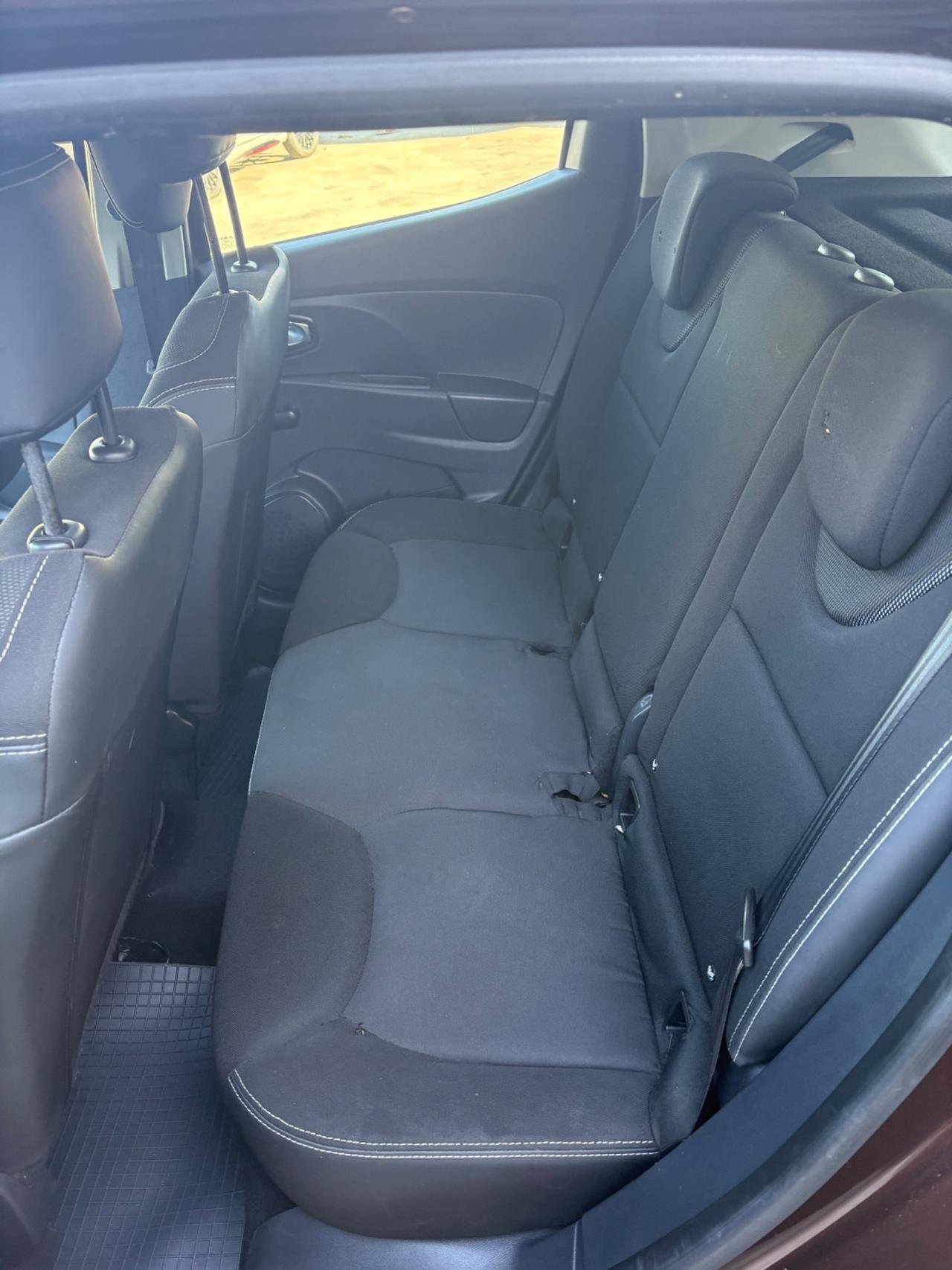 Renault Clio dCi 8V 90 CV Start&Stop 5 porte Energy Duel