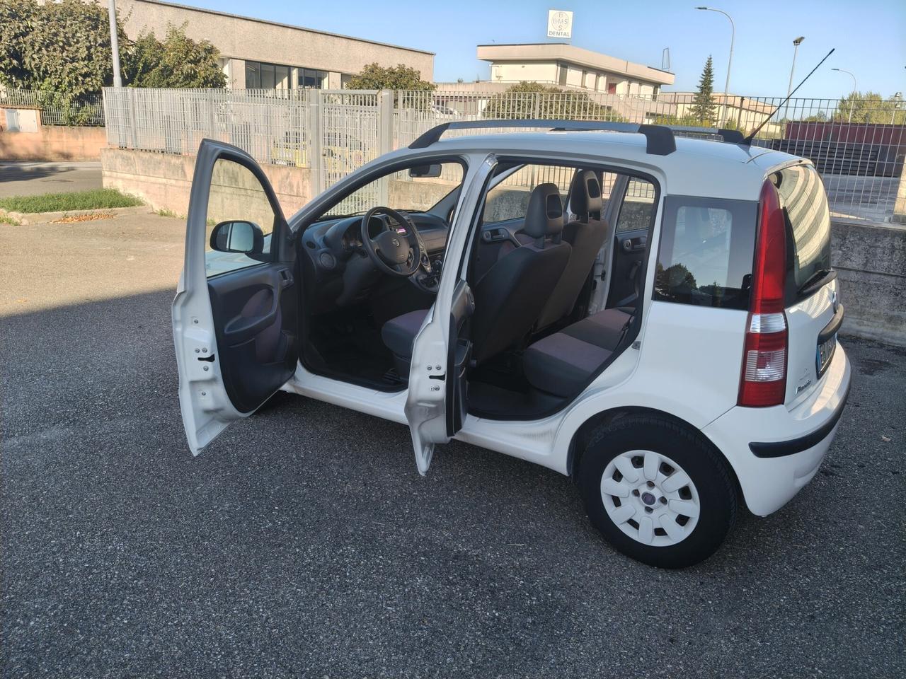 Fiat Panda 1.2 Dynamic SOLAMENTE 123.000 KM