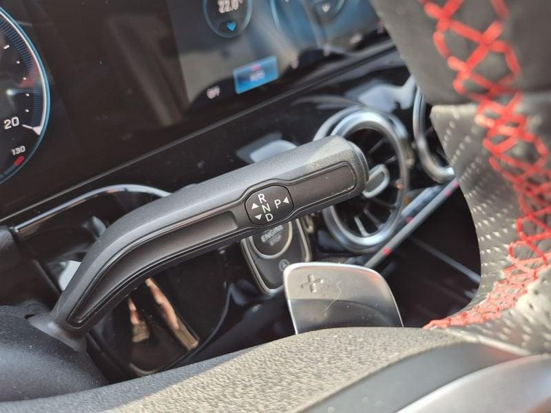 Mercedes-Benz GLA 200 d Premium auto