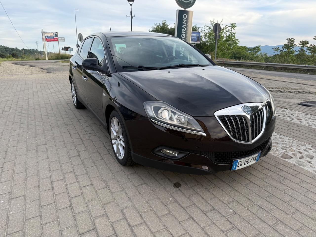 Lancia Delta 1.6 MJT DPF PLATINO