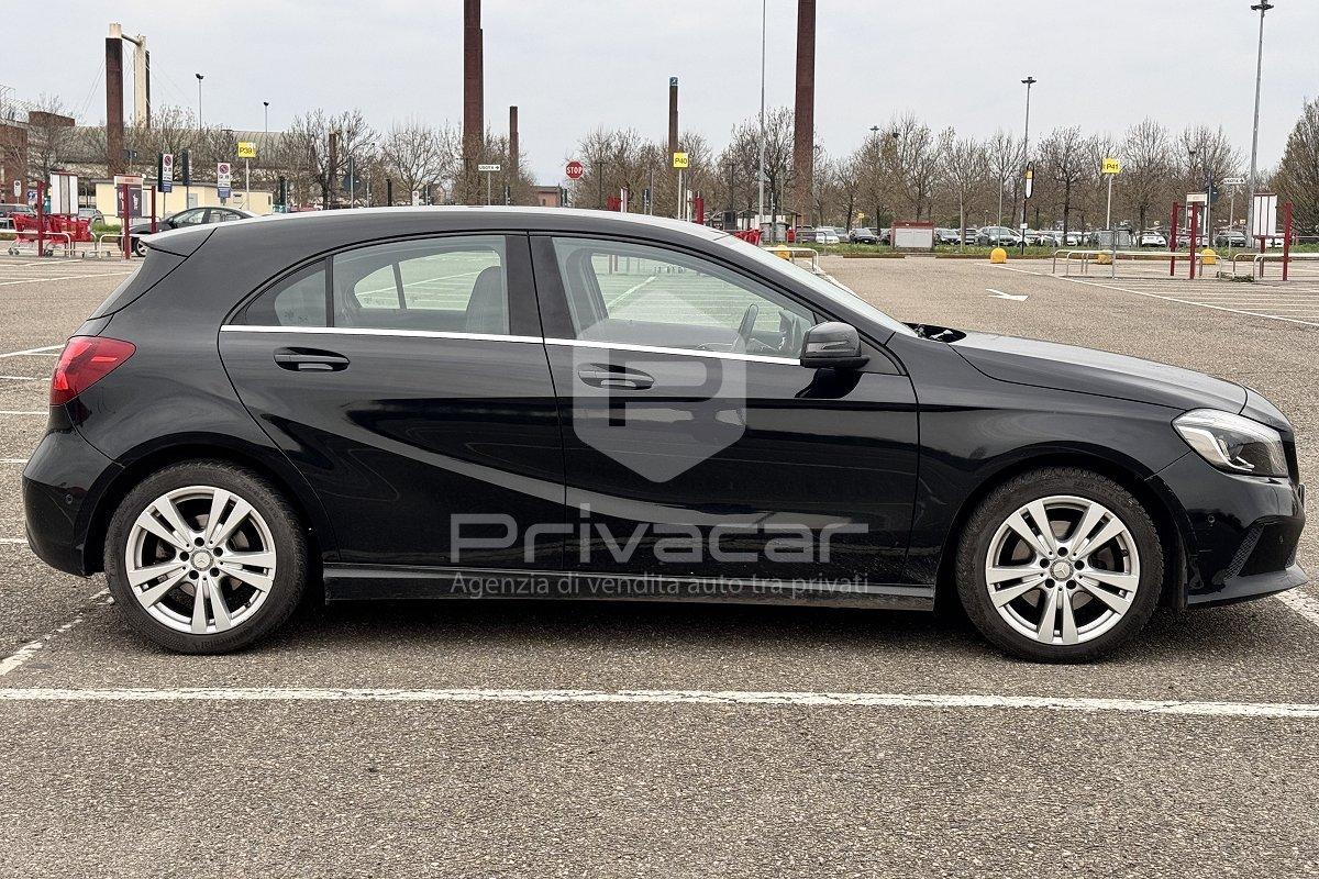 MERCEDES A 200 d Automatic Premium