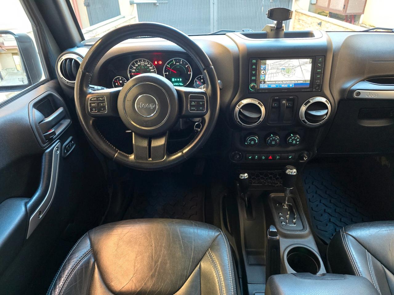 Jeep Wrangler 2.8 CRD DPF Sahara Auto