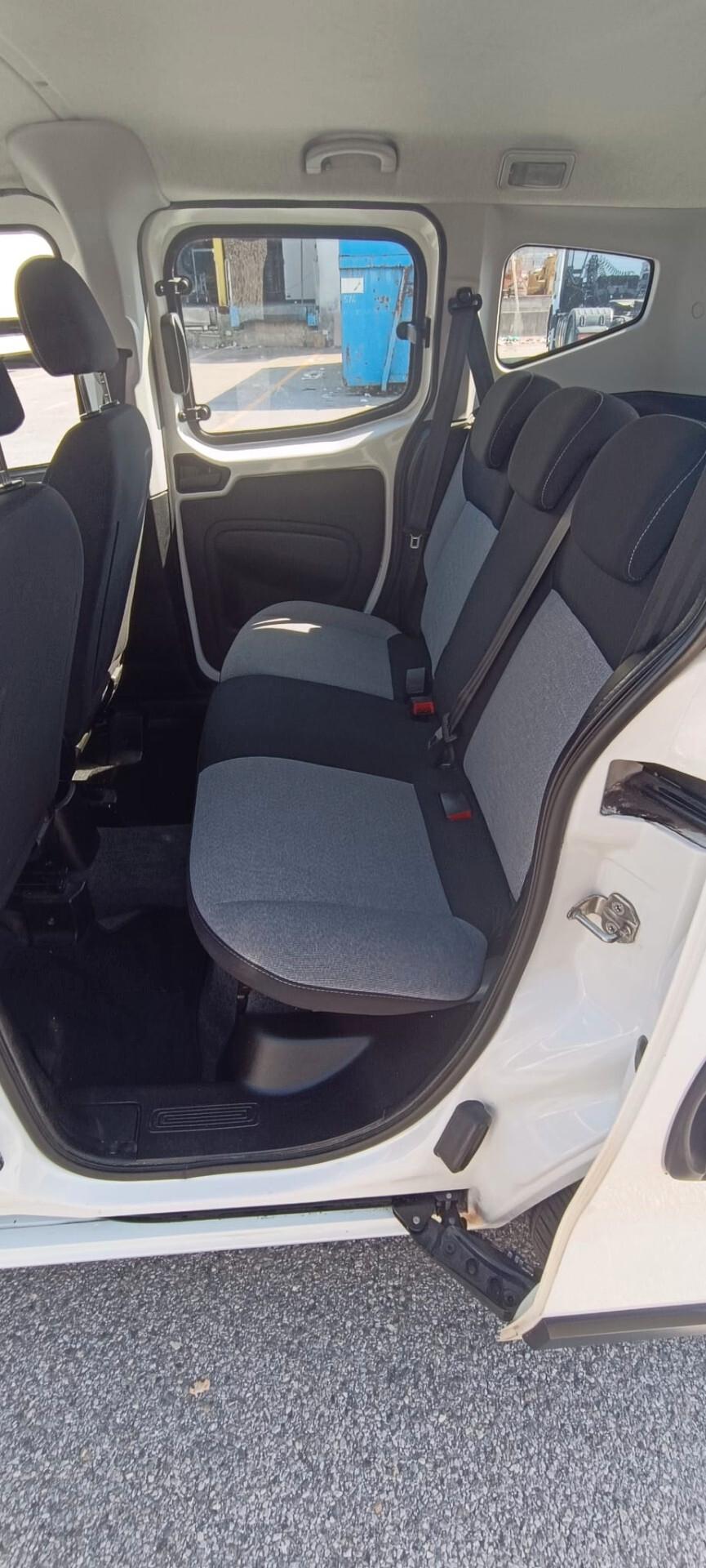 Fiat Qubo 1.4 8V 77 CV Lounge Natural Power