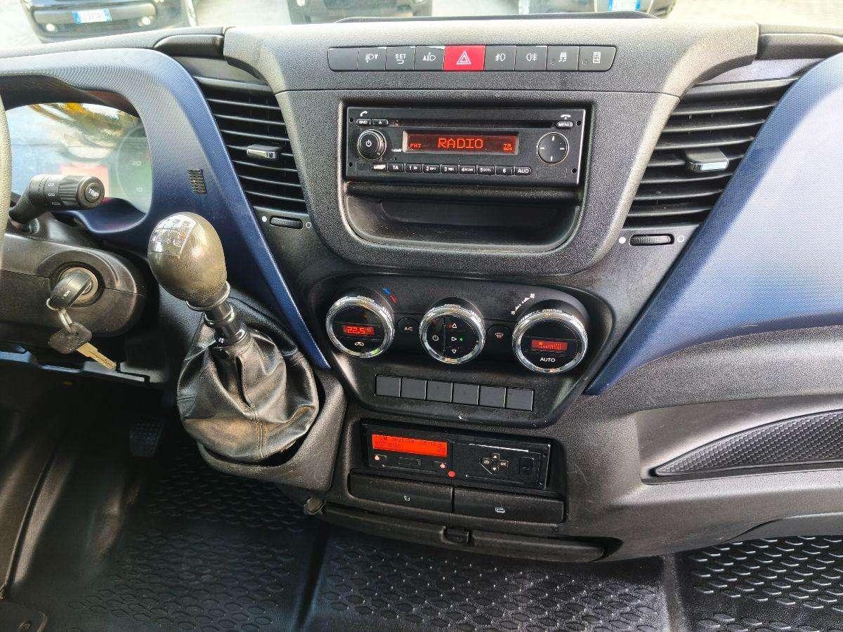 Iveco Daily 35S14 Furgone Medio Tetto Basso Gancio traino