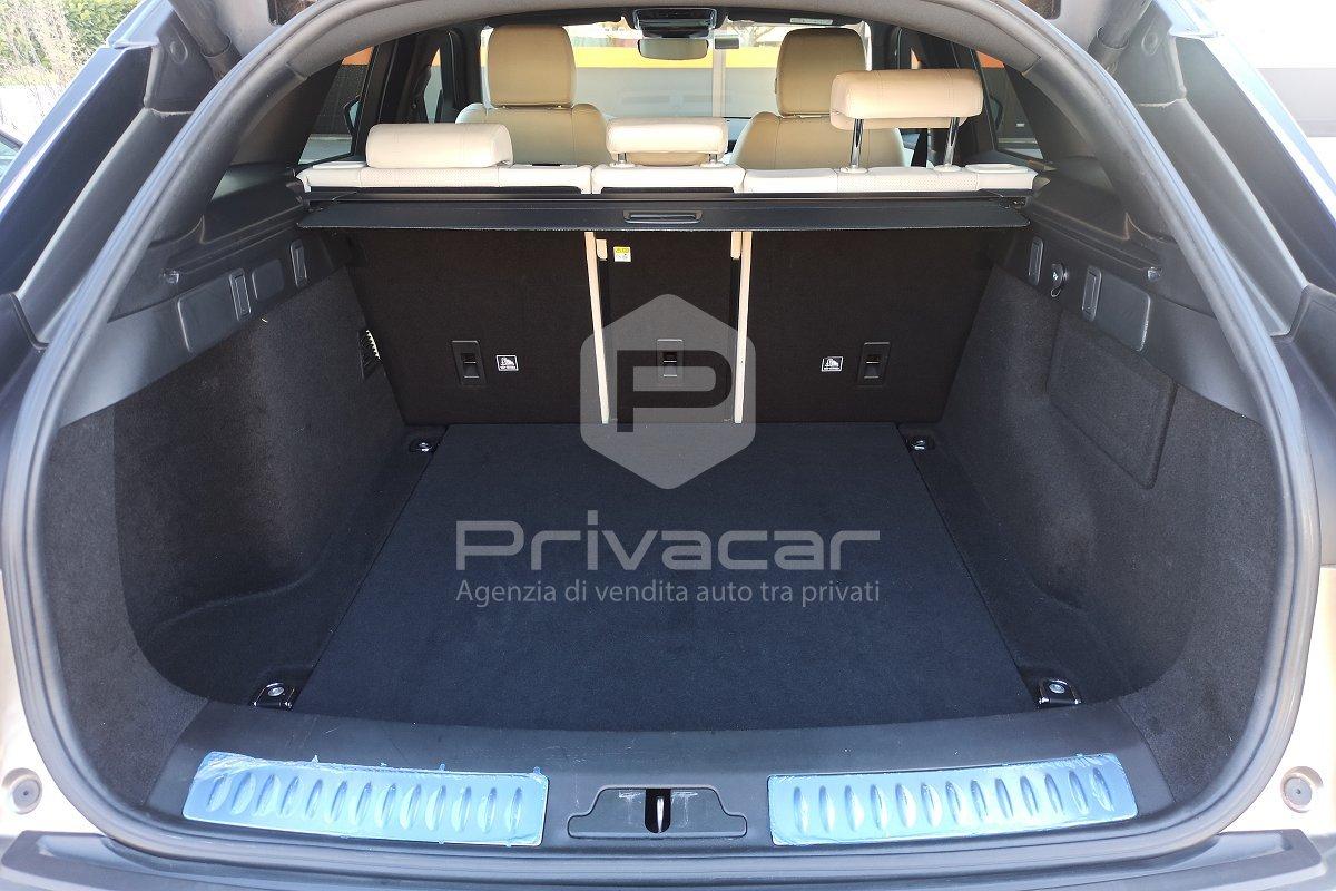 LAND ROVER Range Rover Velar 2.0 Si4 250 CV R-Dynamic SE