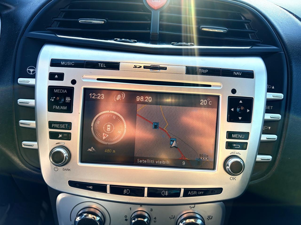 Lancia Delta 1.6 MJT DPF Platino