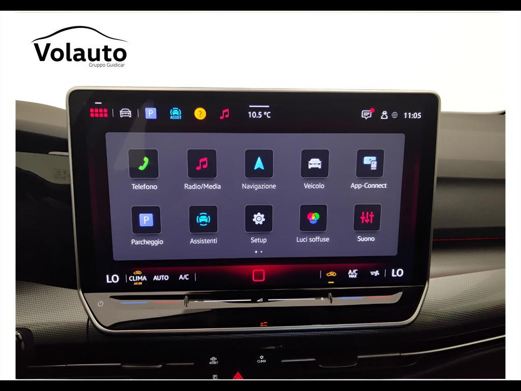 VOLKSWAGEN Golf VIII 2024 - Golf 2.0 tdi Style 150cv dsg