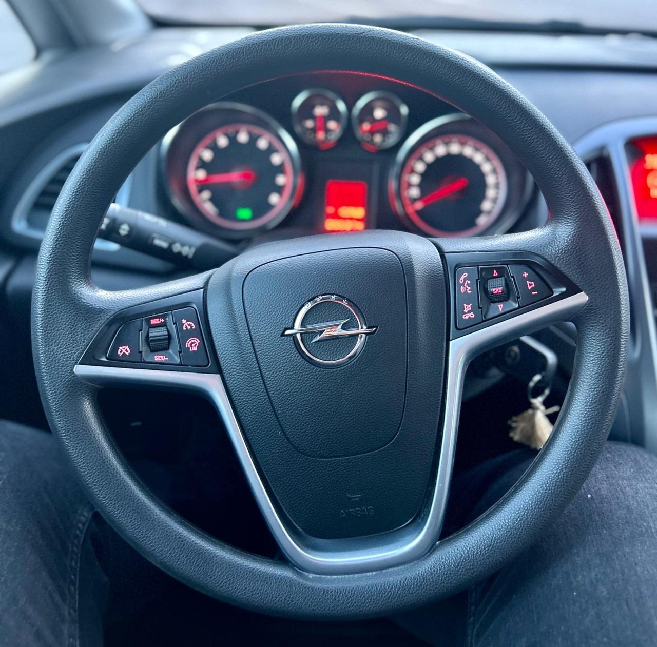 Opel Astra 1.4 Benz 5 porte Cosmo SOLO 55.000km