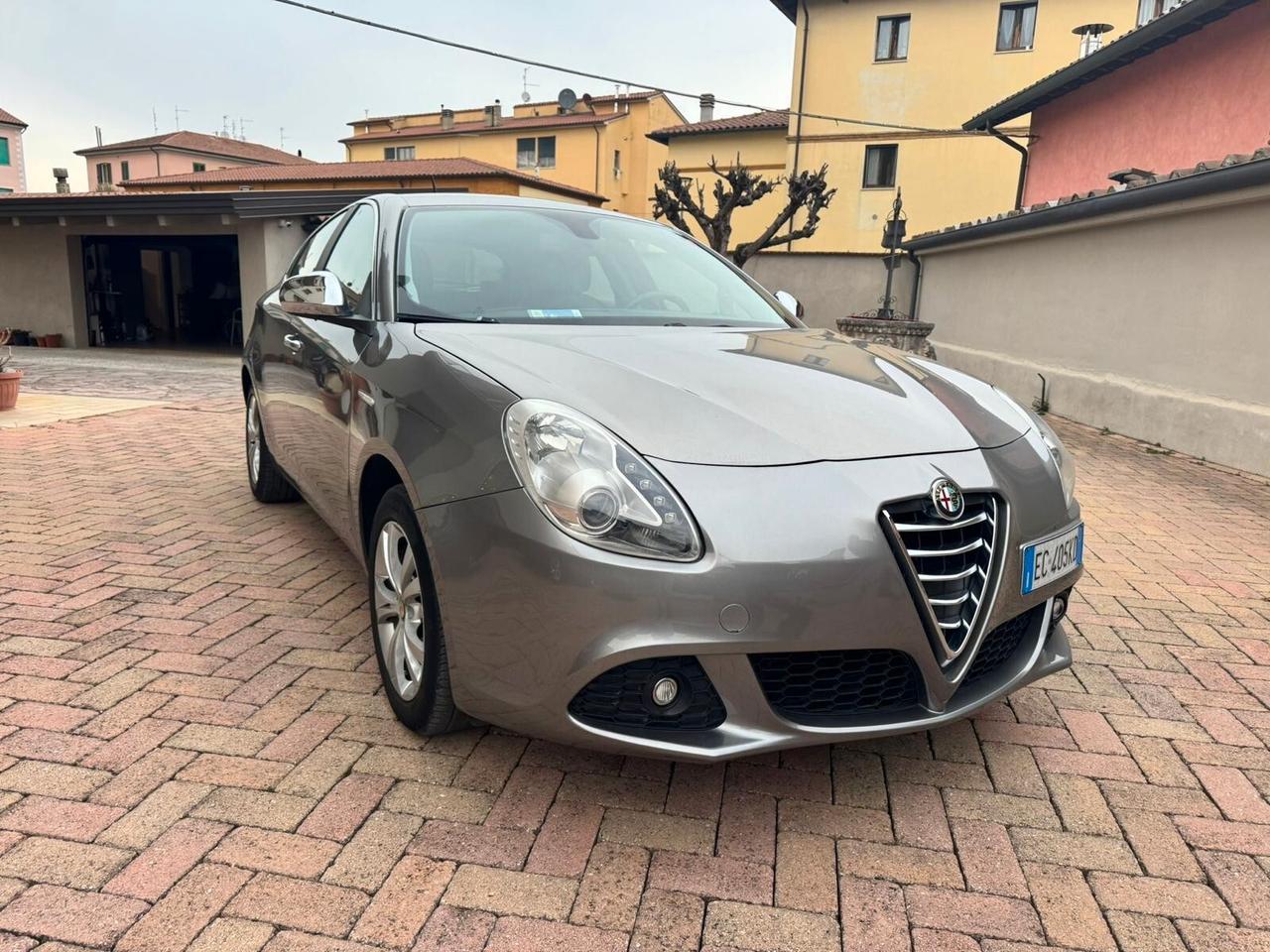 Alfa Romeo Giulietta Distinctive