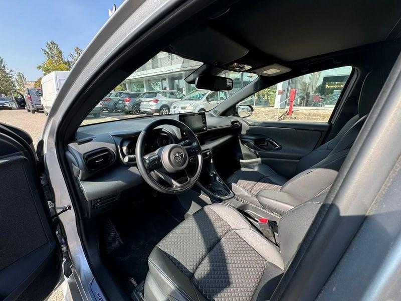 Toyota Yaris Yaris 1.5h Lounge