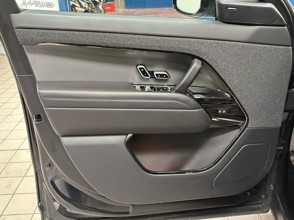 Land Rover Range Rover Sport 3.0 D I6 MHEV Dynamic HSE AWD Auto