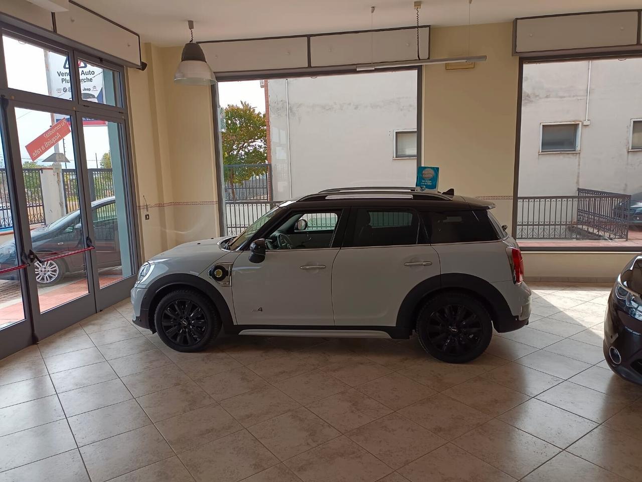 Mini Cooper SD Countryman Mini 1.5 Cooper SE Hype Countryman ALL4 Automatica