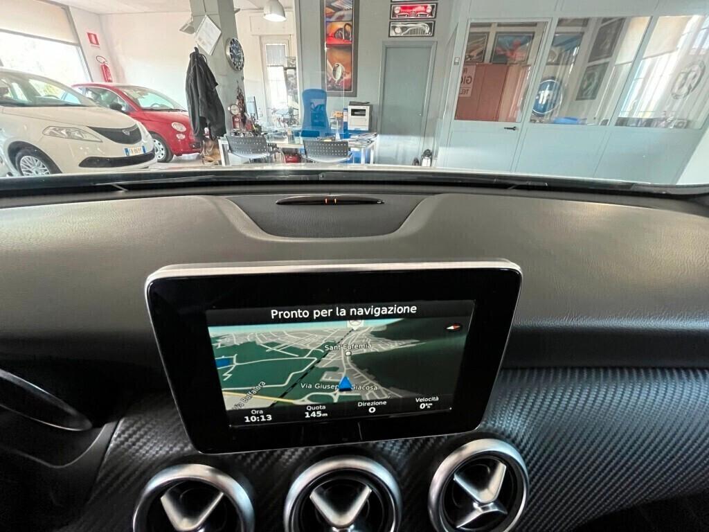 MERCEDES-A 180d Premium my16 - Per Neopatentati