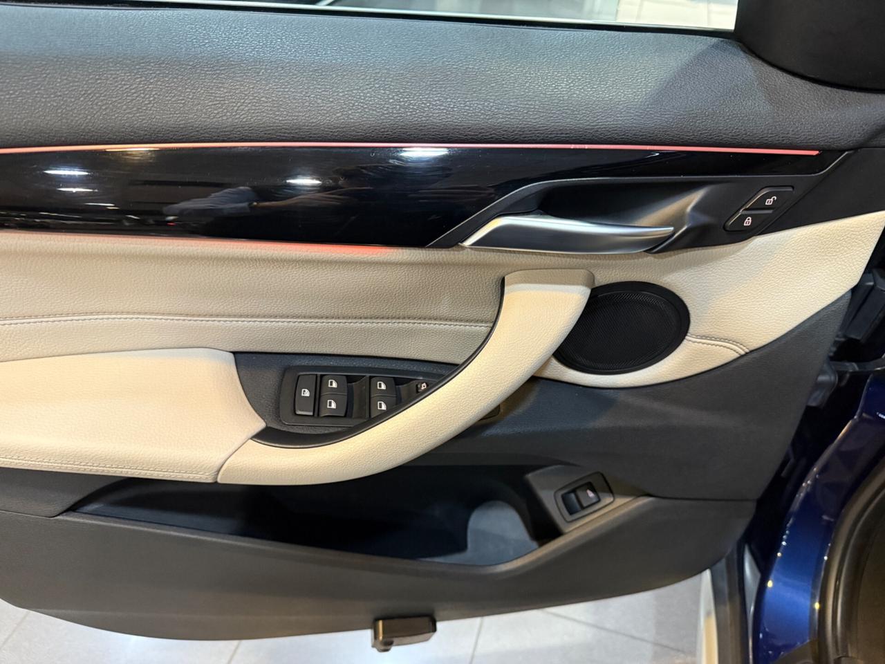 Bmw X1 sdrive18d xLine auto 2018 !!!