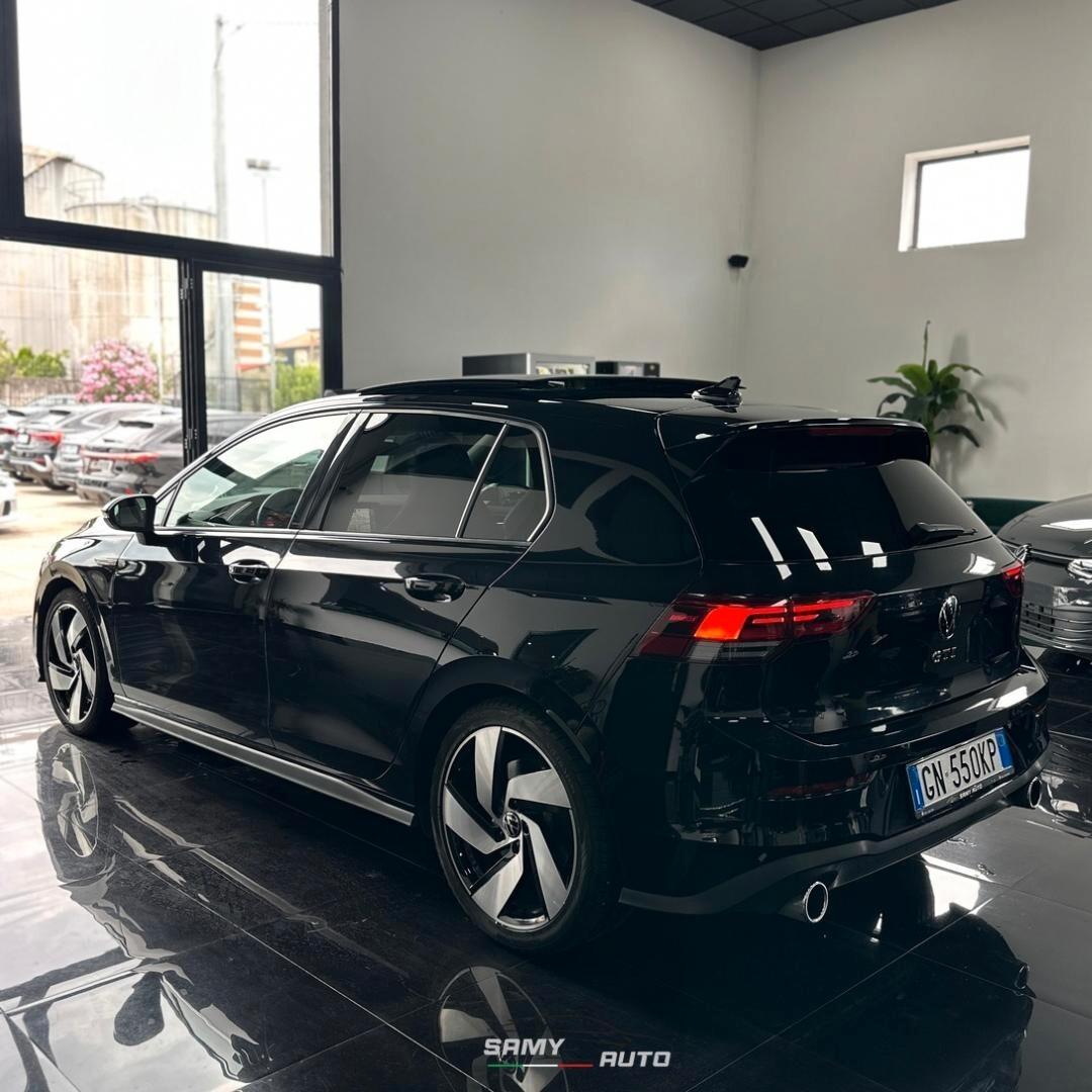Volkswagen Golf GTI Golf 2.0 TSI GTI