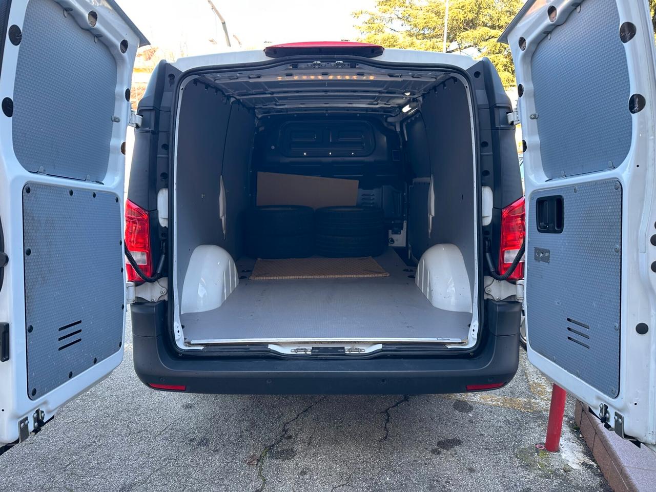 Mercedes Benz Vito Kasten 114 CDI _ Extralang