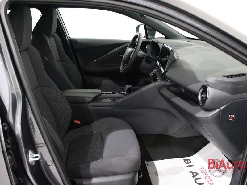 Toyota C-HR C-HR 1.8 hev Active fwd e-cvt