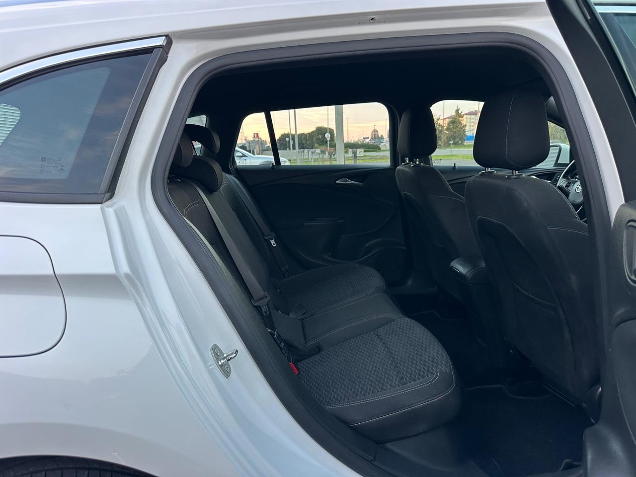 Opel Astra 1.4 Turbo 110CV EcoM Sports Tourer Innovation