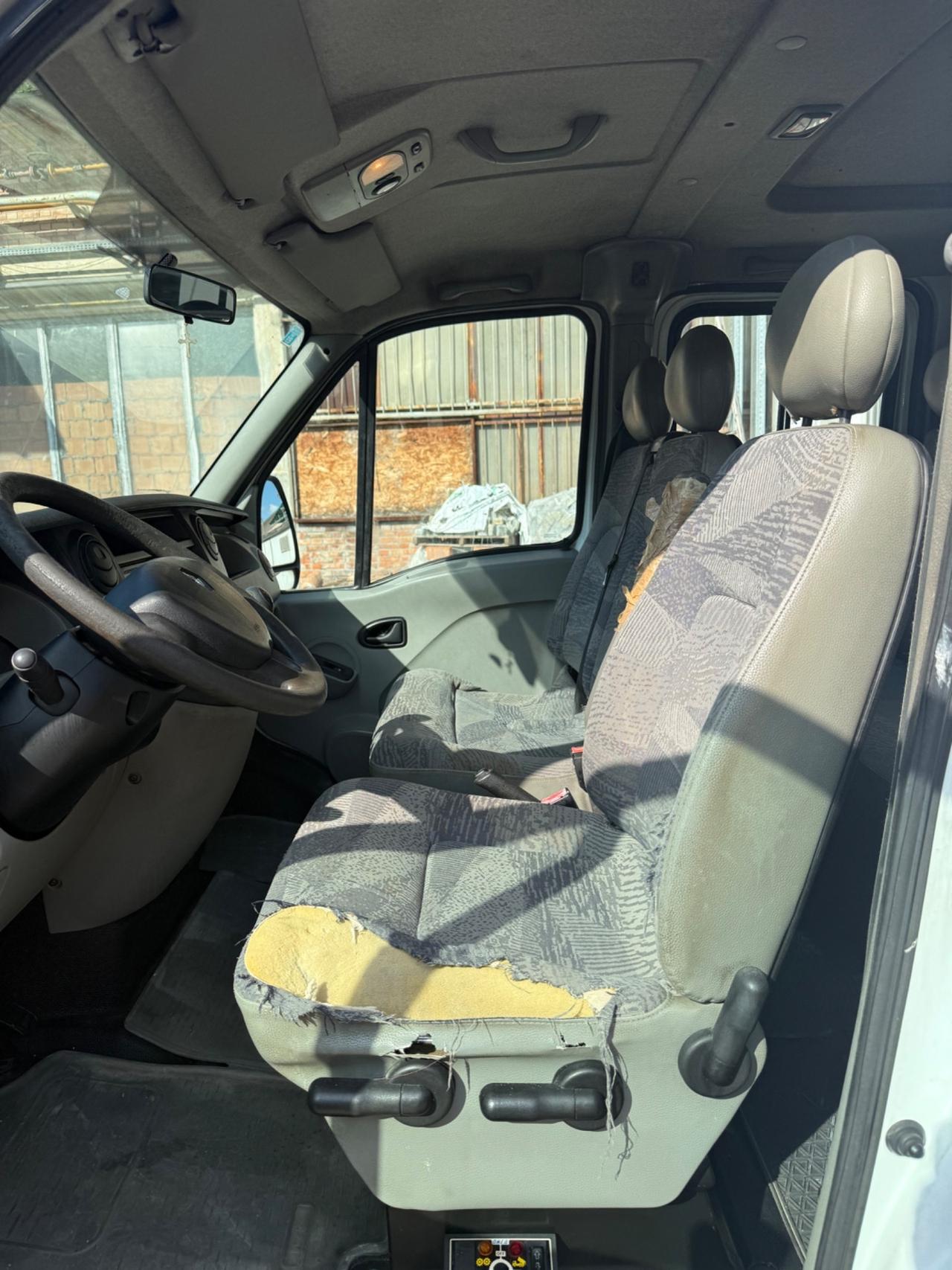 Renault Master 7 posti ribaltabile