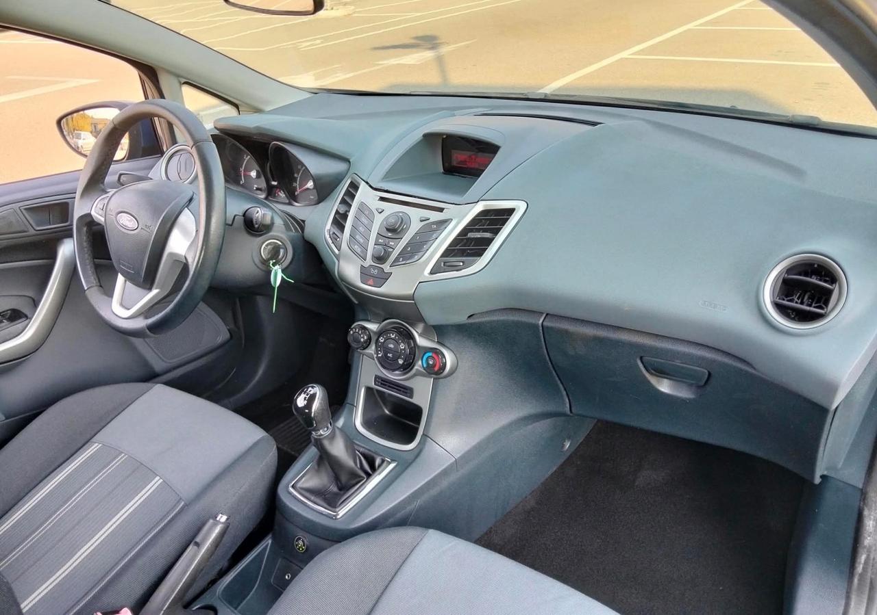 Ford Fiesta 1.4 3 porte Bz.- GPL*Aux*Bluetooth