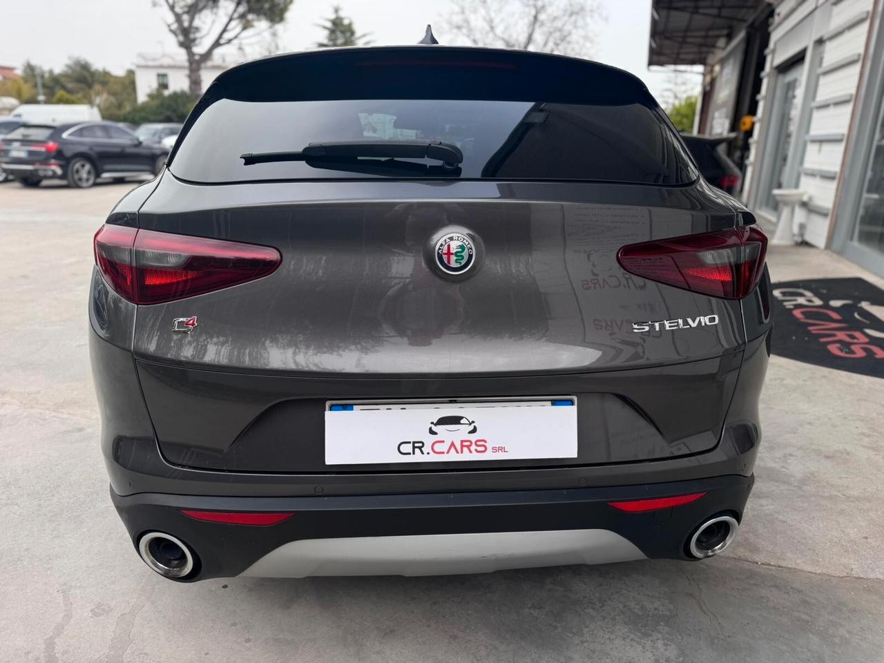 Alfa Romeo Stelvio 2.2 Turbodiesel 210 CV AT8 Q4 Super