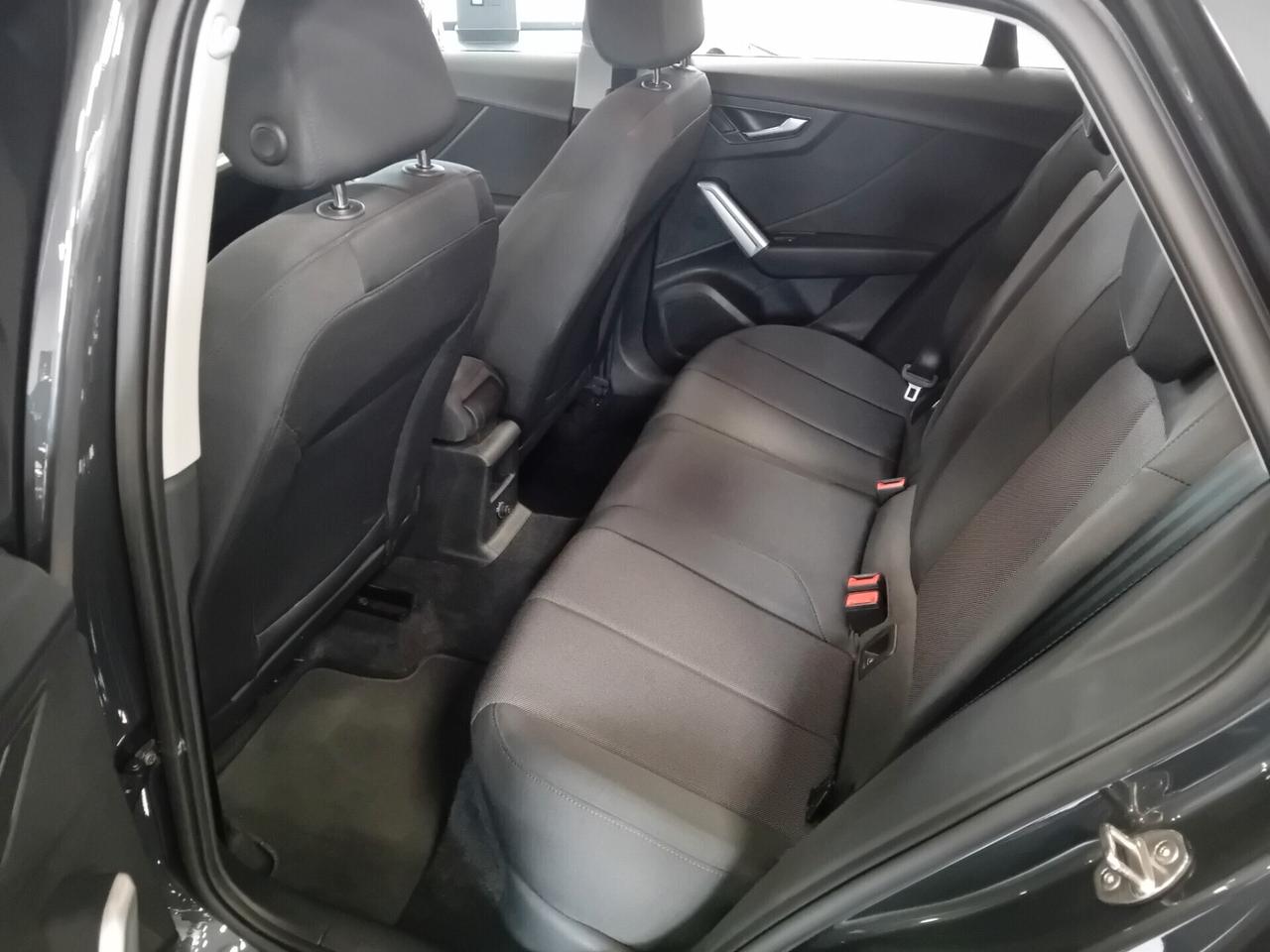 Audi Q2 30 TFSI Business Advanced Prestige