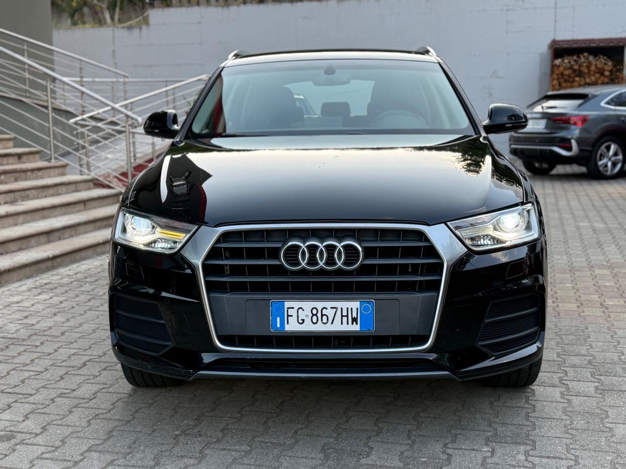 Audi Q3 2.0 TDI 150 CV Business