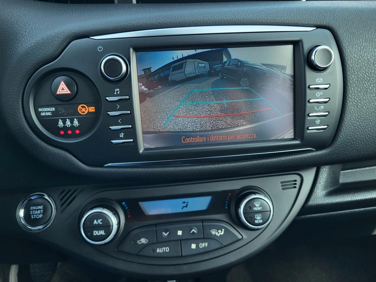 Toyota Yaris 1.0 5 porte Business