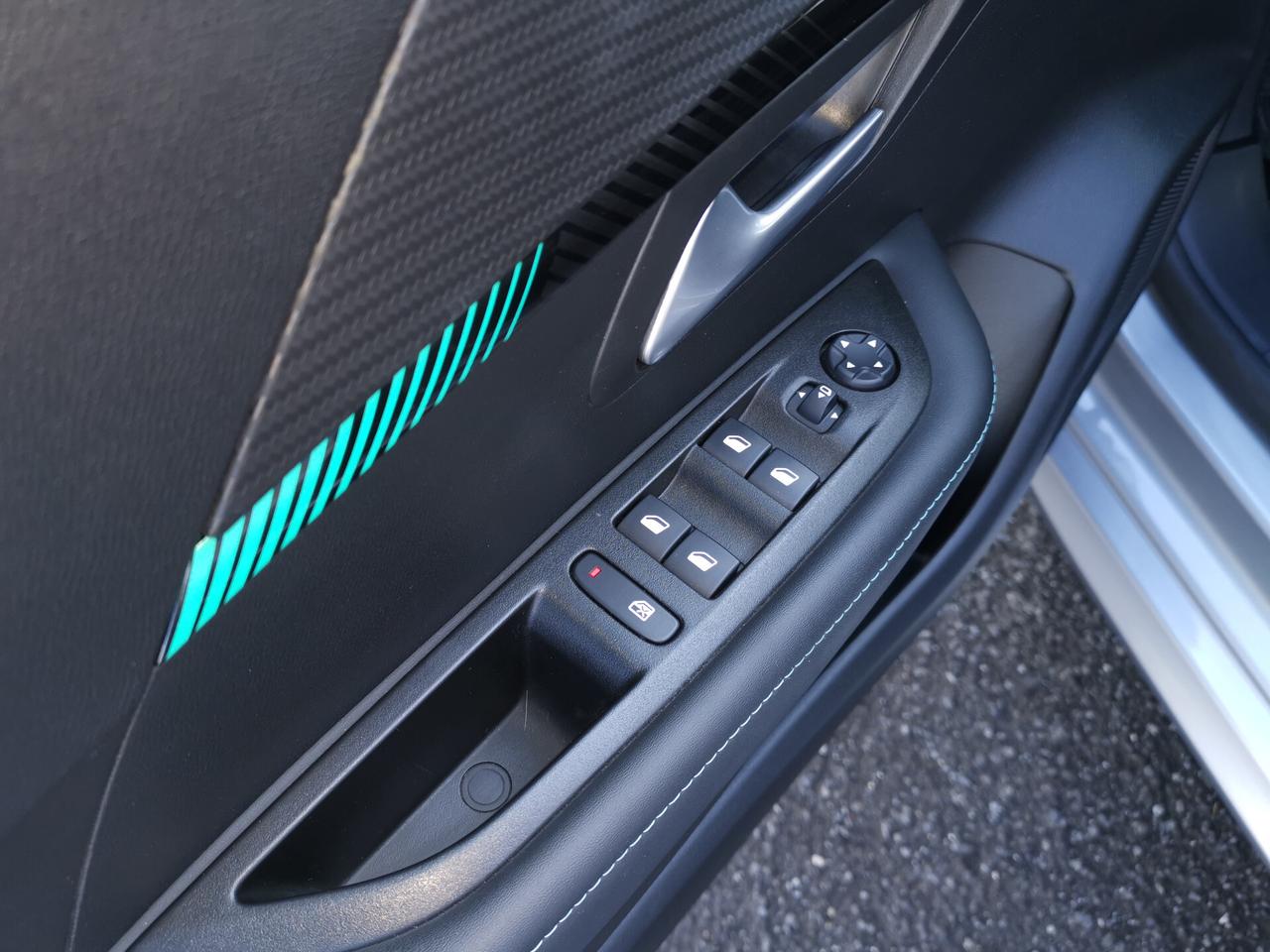 Peugeot 208 PureTech 100 Stop&Start 5 porte Allure