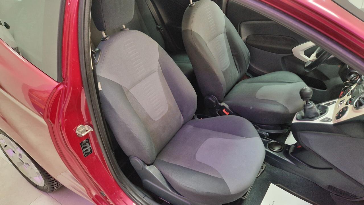 Ford Ka 1.2 8V 69CV Titanium