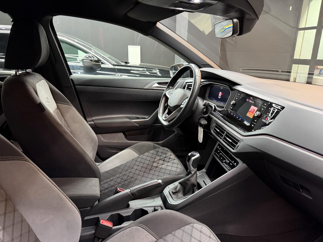 Volkswagen Polo 1.0 TSI 95CV R-Line